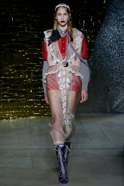 Look 35